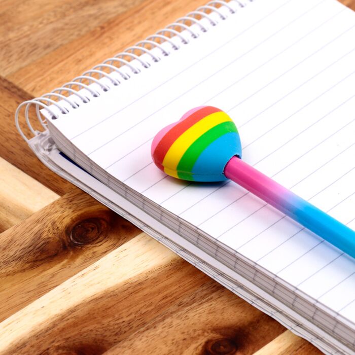 Puckator Rainbow Heart Pencil & Eraser Topper