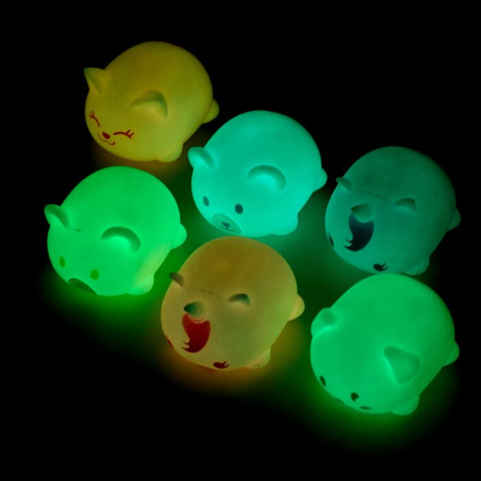 Puckator Squeezy Stretchy Glow in The Dark Animal Toy