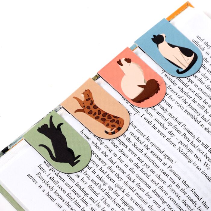 Puckator Feline Fine Cats Magnetic Bookmark Set